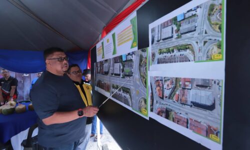 NAIK TARAF JALAN KAMPUNG AIR LIMAU-BANDAR BARU MASJID TANAH LANCAR