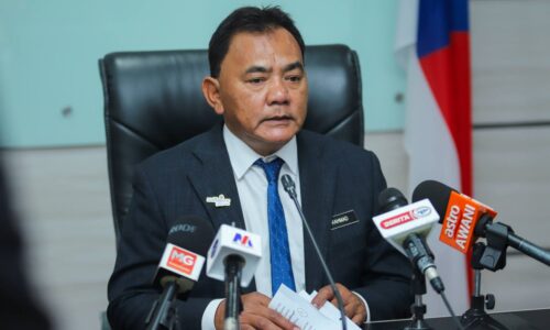 MELAKA PERGIAT USAHA MERAPATKAN JURANG PENDIDIKAN