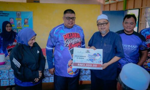 JELAJAH KETUA MENTERI BAWA MAKNA BESAR BUAT KELAS AL-QURAN SUNGAI RAMBAI