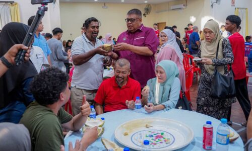 DURIAN PERCUMA, RAKYAT HARGAI KEPRIHATINAN TOK RAUF
