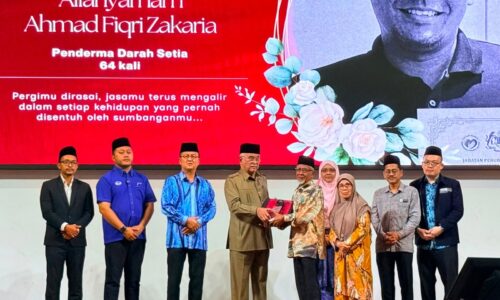MELAKA SATU-SATUNYA NEGERI BEKAL PLASMA UNTUK NEGARA