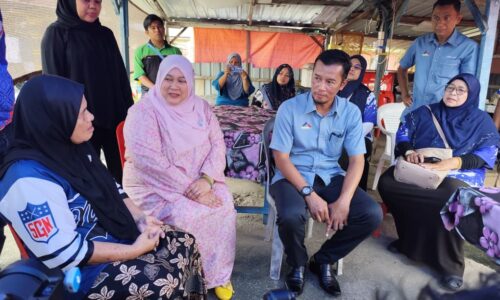 LPM BINA BAHARU, BAIK PULIH KEDIAMAN UZUR DI DUN PAYA RUMPUT