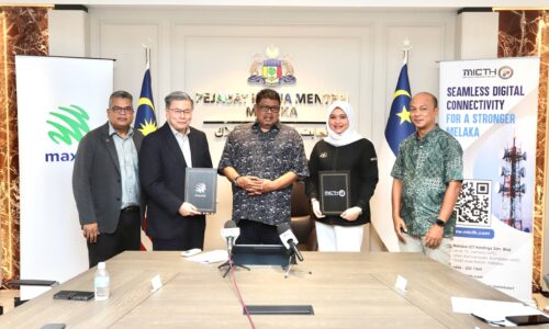 MELAKA WUJUD ‘LEBUH RAYA DIGITAL’ PERTAMA NEGARA