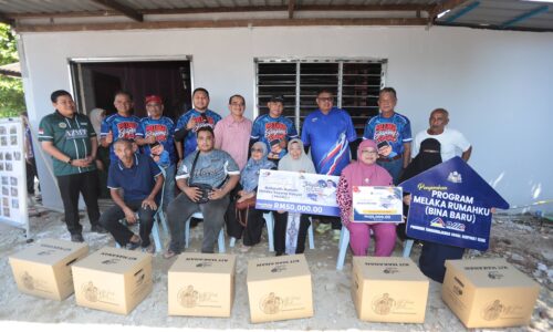 RUMAH UZUR DIMAKAN ANAI-ANAI, TOK RAUF UMUM PERUNTUKAN BAIK PULIH RM25,000 DARIPADA MAIM