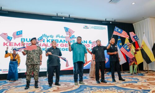 KIBARKAN JALUR GEMILANG, WARNAI SELURUH MELAKA – KM