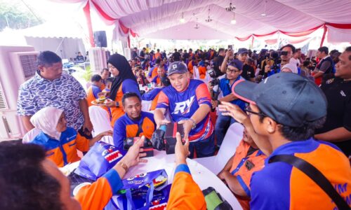 KERINGAT ‘ADIWIRA’ KEBERSIHAN MELAKA DIHARGAI