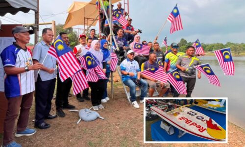 ‘RC POWER BOAT’ SERLAH POTENSI BAHARU TASIK CHINCHIN
