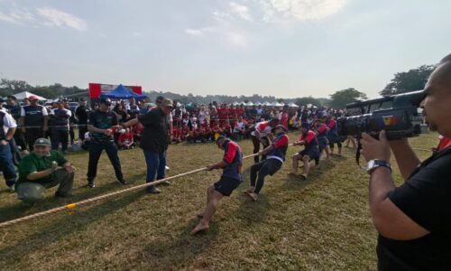 LEBIH 6,000 PESERTA JAYAKAN SUKAN DUA JIWA SATU HATI, BADAN BERUNIFORM