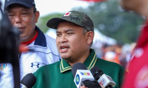 PERUNTUKAN RM1 JUTA PERCEPAT USAHA PULIH BEKALAN AIR DI KEM TERENDAK