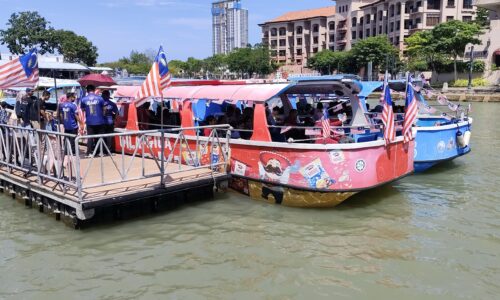 MASUK PERCUMA 31 OGOS: MELAKA RIVER CRUISE JADI TUMPUAN