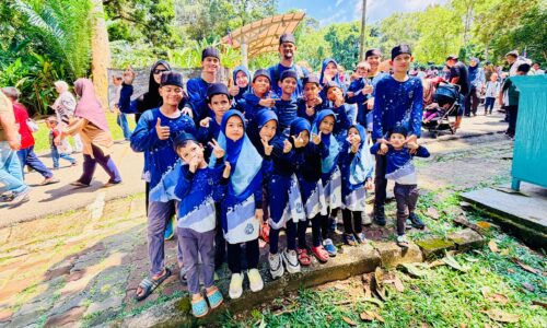21 BERANAK CIPTA MEMORI HARI KEBANGSAAN DI ZOO MELAKA