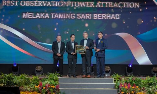 MENARA TAMING SARI TERUS UNGGUL, DINOBAT ‘OBSERVATION TOWER’ TERBAIK