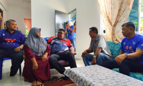RUMAH SELESA, SELAMAT SINARI KEHIDUPAN 9 KELUARGA DI TELOK MAS