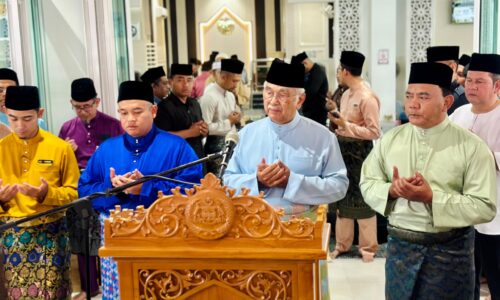 ‘MASJID BONGSU’ PAYA RUMPUT AKHIRI PENANTIAN LEBIH 10 TAHUN
