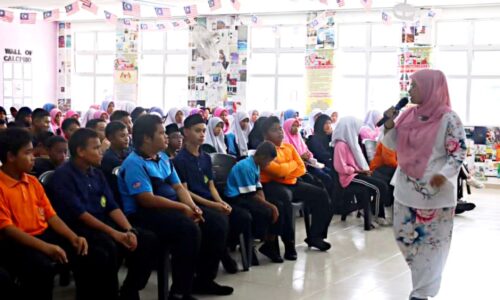 PERZIM BAWA GENERASI MUDA SELAMI SEJARAH KEMERDEKAAN