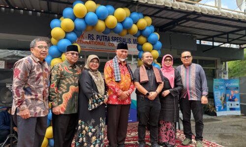 PUTRA SPECIALIST HOSPITAL PERLUAS JARINGAN KESIHATAN KE SUMATERA BARAT