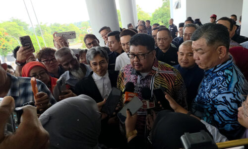 ‘SAYA PILIH SIAPA BERI MAS KAHWIN TERBAIK’ – AB RAUF