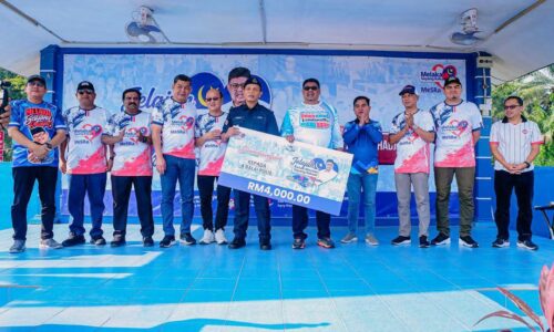 AYUH BEKERJA SEBAGAI SATU PASUKAN MELAKA