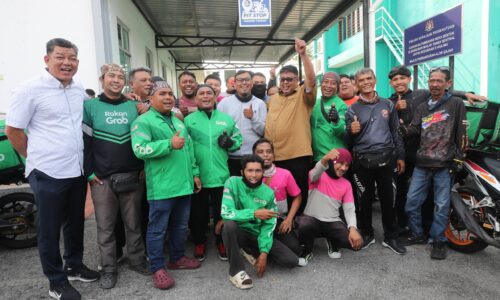 PIT STOP MASJID TANAH JADI PORT REHAT ‘ABANG RIDER’