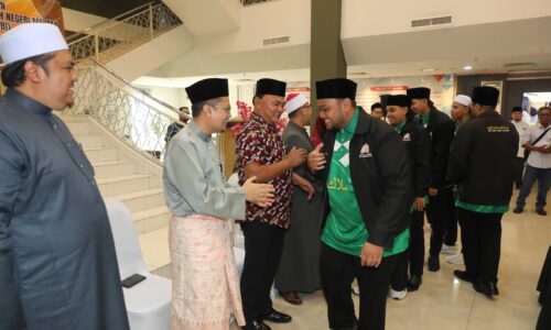 S-PLAN JADI ‘PAYUNG’ ANAK MELAKA TUNTUT ILMU DI LUAR NEGARA