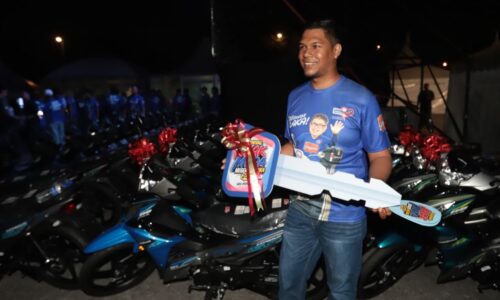 ‘HARAP DAPAT HELMET, TAK SANGKA MENANG MOTOSIKAL’