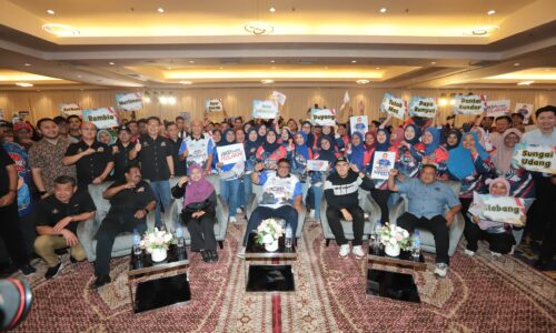 MELAKA MAHU JADI NEGERI PERTAMA CADANG GAJI ASAS LUMAYAN
