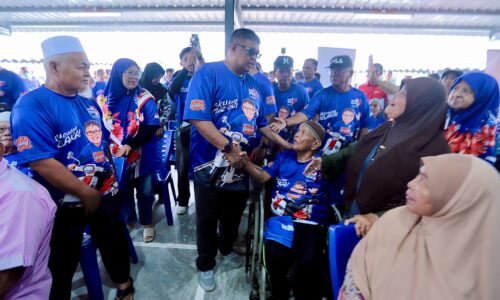 JELAJAH KETUA MENTERI SAYANG RAKYAT SEJAHTERAKAN DUN TANJUNG BIDARA