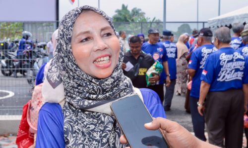 WRUR, JELAJAH KETUA MENTERI SAYANG RAKYAT RANCAKKAN EKONOMI KOMUNITI