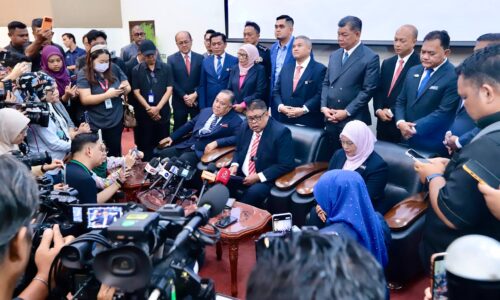 DUN MELAKA DIBUBAR BERKUAT KUASA ESOK
