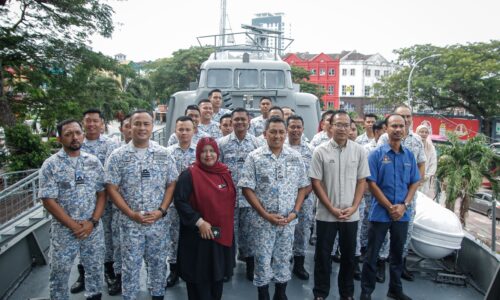 KAPAL EX-KD SRI TERENGGANU KINI BERWAJAH BAHARU