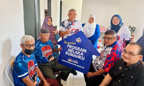 110 KEDIAMAN UZUR DIGANTI BAHARU SEPANJANG PENTADBIRAN TOK RAUF