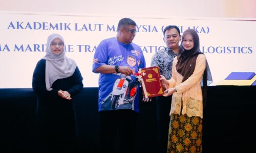 ANAK MELAKA JANGAN HANYA KEJAR A, PERLU SEDIA HADAPI ERA AI – AB RAUF
