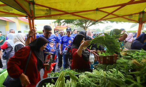 JUALAN MURAH FAMA BANTU RAKYAT BERJIMAT