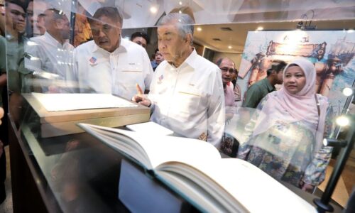 A.K.A.R JADI PEGANGAN KENEGARAAN, PANDU BINA MASA DEPAN BERSAMA – AHMAD ZAHID