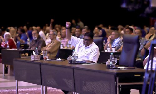 MELAKA PENTAS SEJARAH, PERADABAN DUNIA – AB RAUF