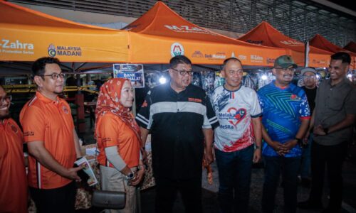 BAKUL BELANJA RAKYAT BANTU ORANG MELAKA BERJIMAT 