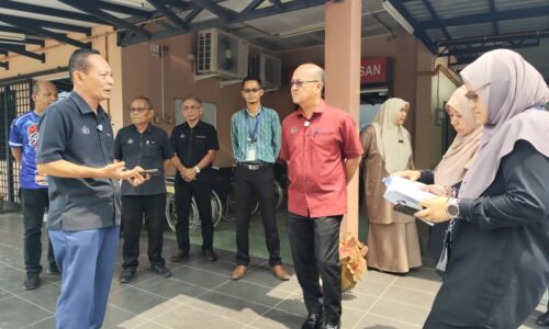 WRUR TABOH NANING: KERAJAAN NEGERI KOMITED SEGERAKAN PEMBINAAN KLINIK KESIHATAN BAHARU DI SIMPANG AMPAT