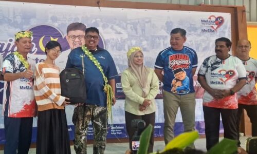 6 KOMPUTER RIBA SOKONG PENDIDIKAN ANAK ORANG ASLI BUKIT PAYUNG