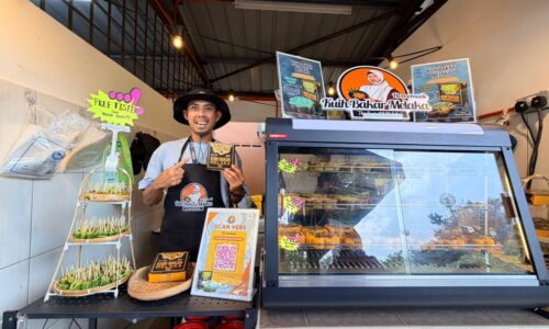 KUIH BAKAR BERLAUK MELAKA CURI PERHATIAN DI MAHA 2026
