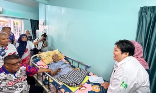 PESARA TENTERA 84 TAHUN SEBAK, TAK SANGKA KETUA MENTERI DATANG KE RUMAH