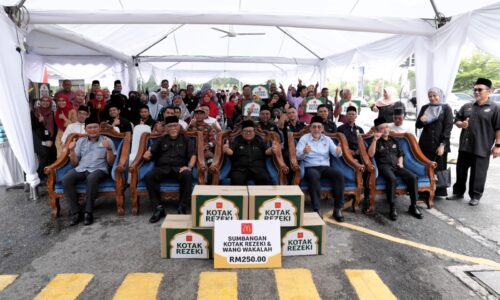 ZAKAT PERNIAGAAN RM150,000, TANDA PRIHATIN KEPADA ASNAF MELAKA