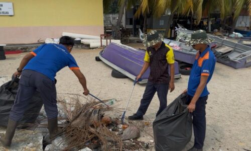 WRUR TANJUNG BIDARA: MPAG KOMITED PASTIKAN PESISIR PANTAI BERSIH, TERJAGA