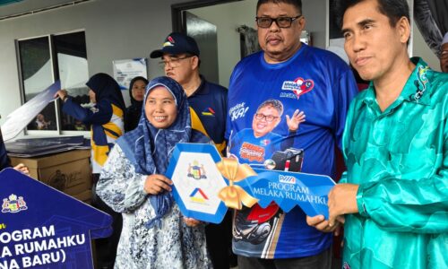 KEPRIHATINAN TOK RAUF KEKUATAN MANGSA KEBAKARAN  BANGKIT SEMULA