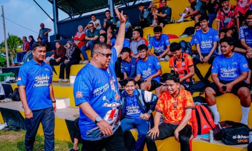 TOK RAUF BERKHIDMAT SEPENUH HATI: PIMPIN MELAKA, JAGA TANJUNG BIDARA