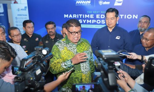 MELAKA MEMBINA MASA DEPAN MARITIM LEBIH HEBAT