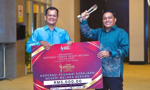 HAMPIRI USIA SEABAD, KOPERASI PEGAWAI KERAJAAN MELAKA KEKAL DI PUNCAK
