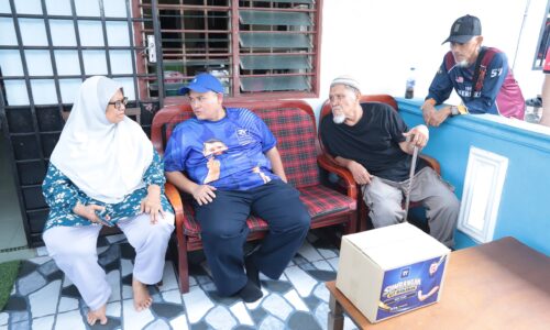 TOK RAIS BAWA SEMANGAT SAYANG RAKYAT KE DUN SUNGAI UDANG