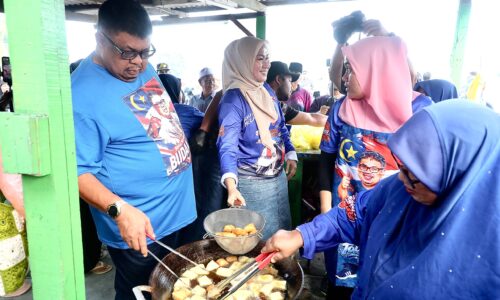 STRATEGI TOK RAUF PERKASA PELANCONGAN TANJUNG BIDARA BERI IMPAK POSITIF KEPADA PENIAGA KECIL