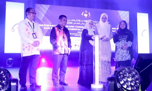 MELAKA TERUS MARTABAT BAHASA KEBANGSAAN