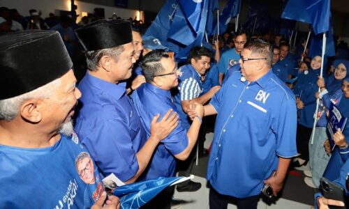 ‘SAYA MAHU JADI PULAU, WALAU DIPUKUL BADAI TIDAK HANYUT KE PANTAI’ – AB RAUF